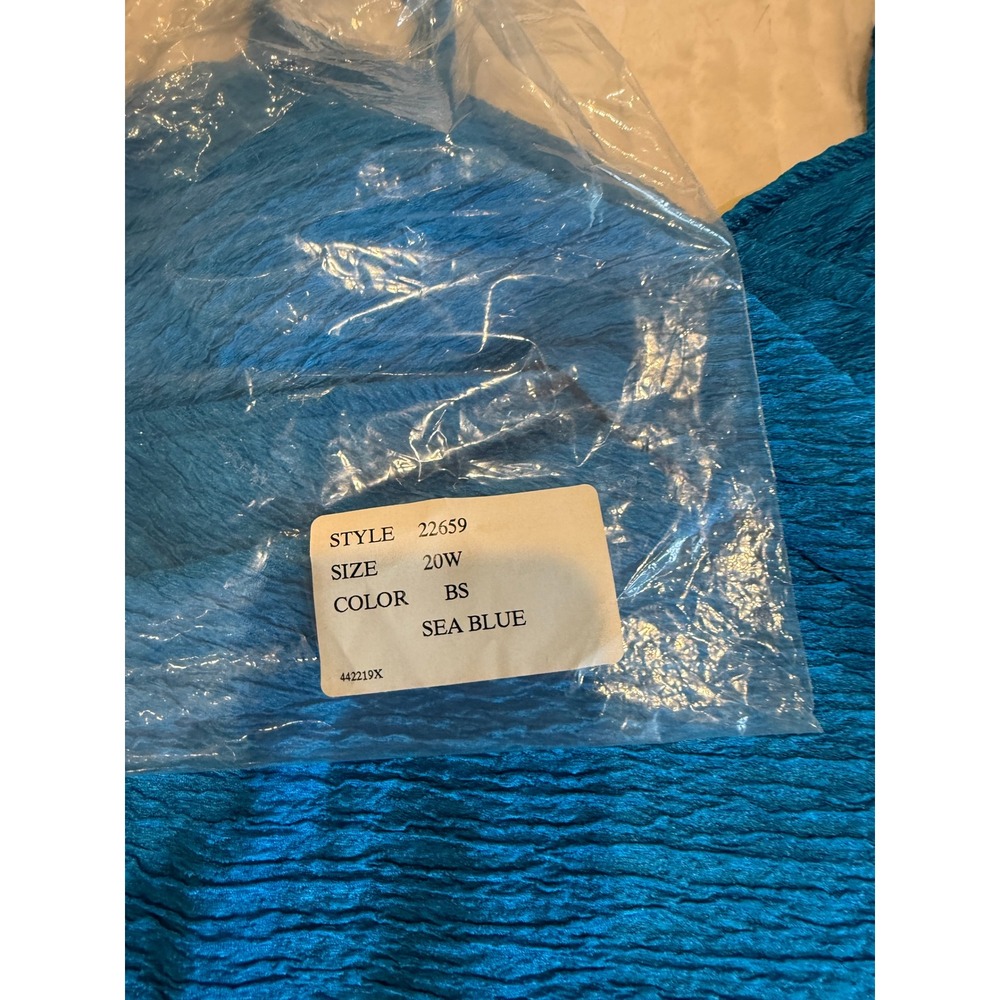 Sea Blue Crinkle Twist Front One Piece Swimsuit Plus Size 20W 442219X - Picture 6 of 7